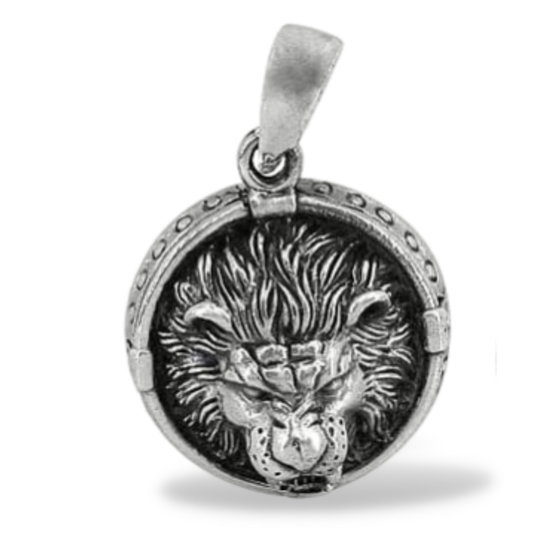 Conquertime Lion Amulet in Sterling Silver