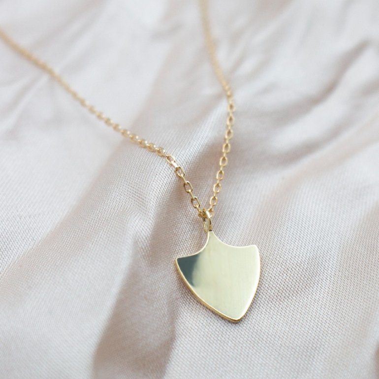 Elegant Shield Necklace in 10K Gold