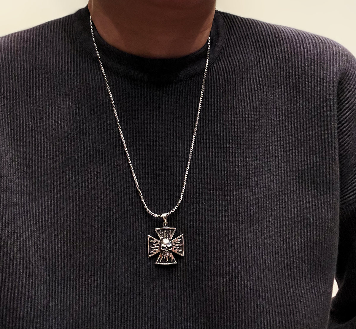 Conquertime Cross Skull Amulet in Sterling Silver