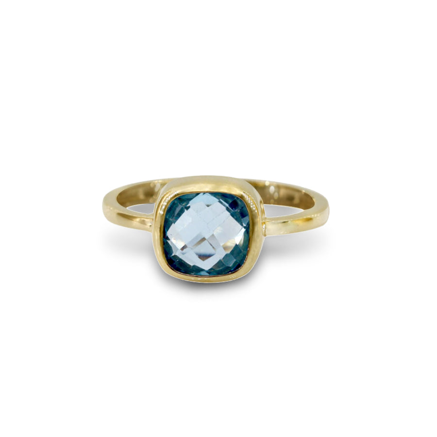 Candy Ring with Blue Topaz in 10K Yellow Gold, 7mm