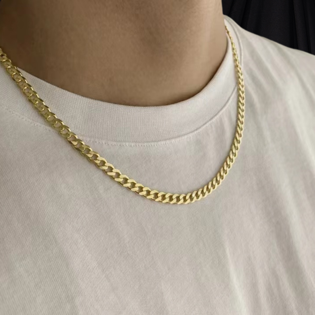 Medium Gold Hollow Curb Chain in 10K Yellow Gold
